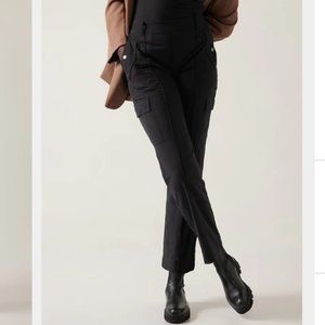 Athleta Vienna Cargo Pant Size 12 NWT in Black